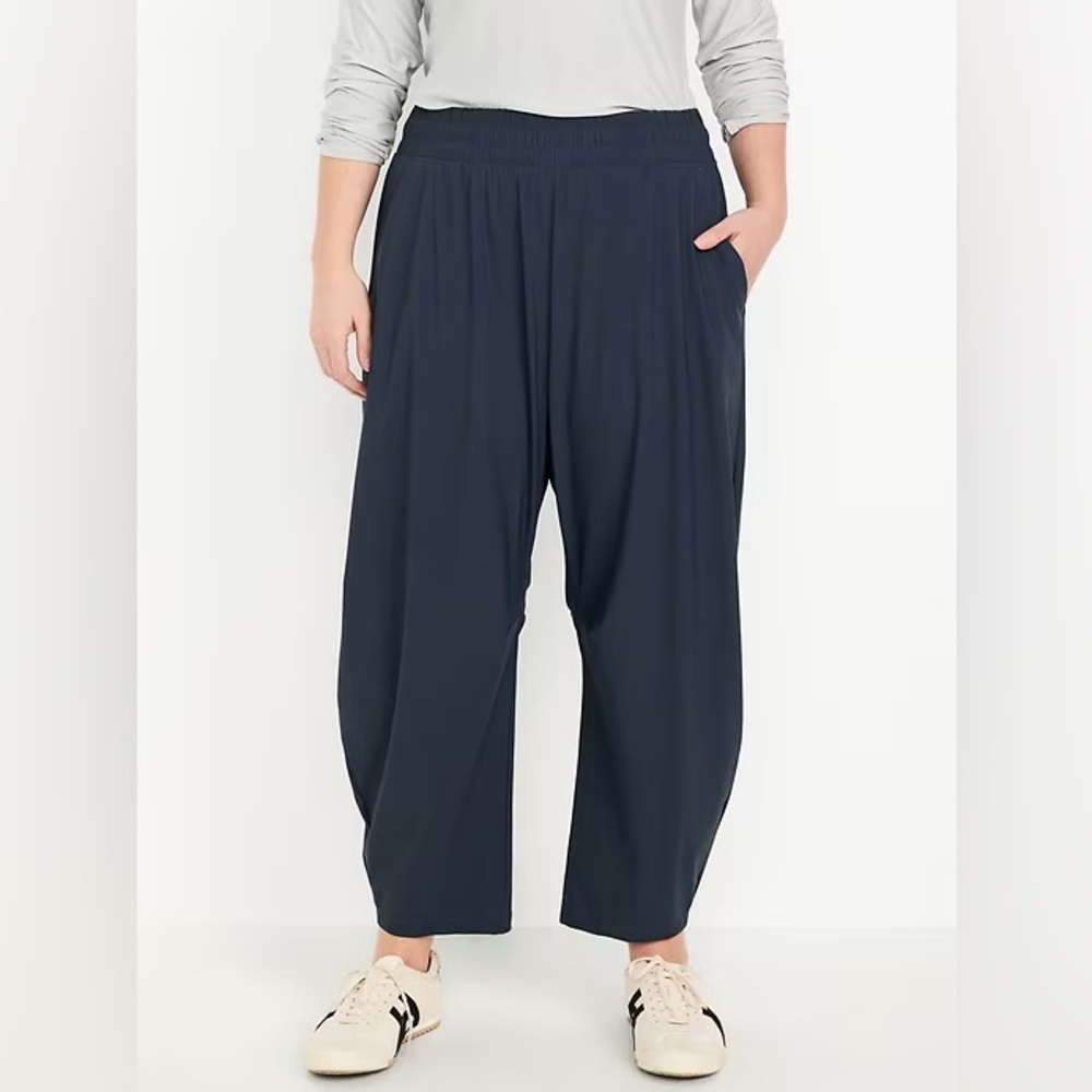 NWT! Old Navy Dusk Navy High-Waisted SleekTech Barrel Ankle Pants 662910 - Picture 3 of 8